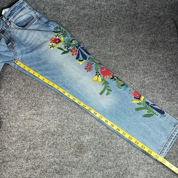 Zara Basic Denim Jeans Women 6 Blue Light Wash Floral Embroidered Boho Cottage - Picture 7 of 13